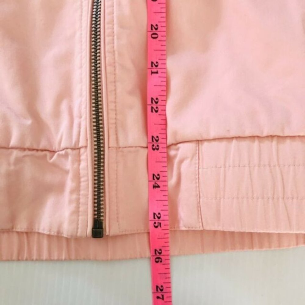 Nike Pink Women's Pegasus Jacket Pink Size Large 1972 Beaverton Champions - Picture 7 of 8